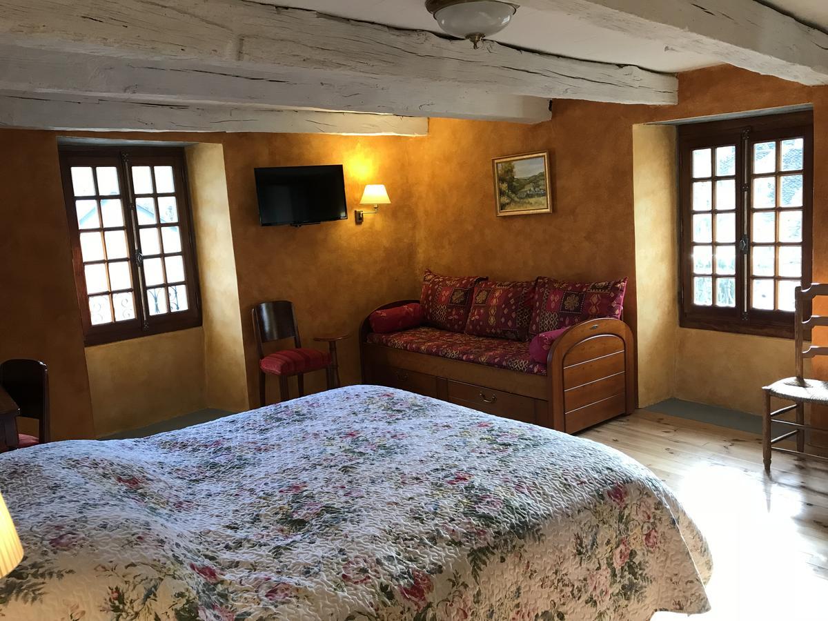Portail Haut Bed & Breakfast Previnquieres ภายนอก รูปภาพ